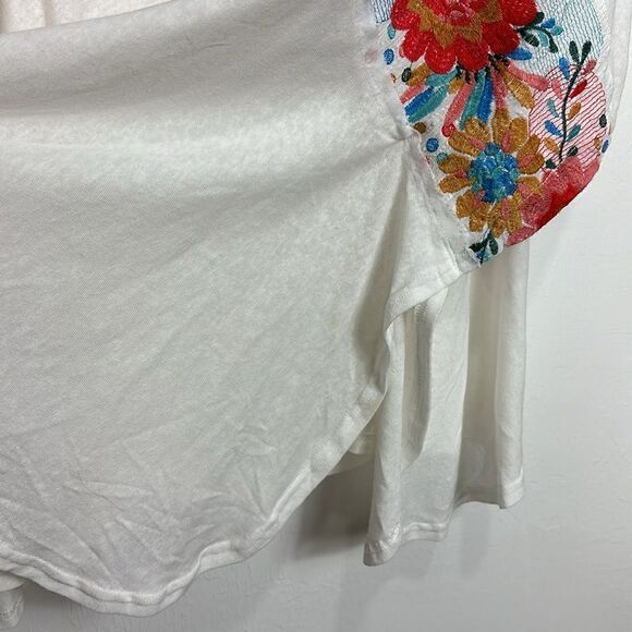 Savanna Jane White Embroidered Knit Poncho Top Size 1X/2X - Picture 5 of 8